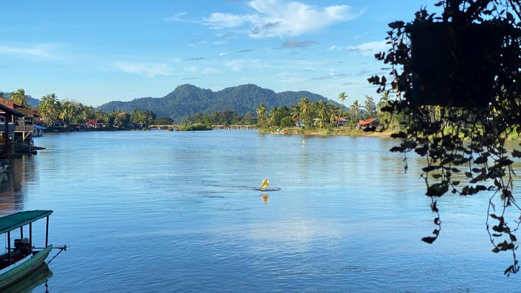 Souksanh River Bungalow Muang Không Dış mekan fotoğraf